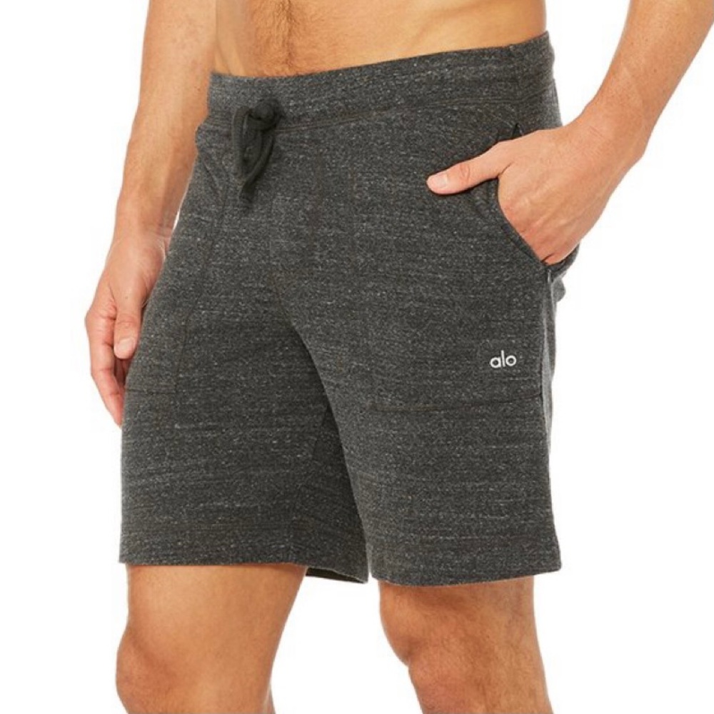 Alo Yoga Men’s Tiumph Shorts (Bundle)